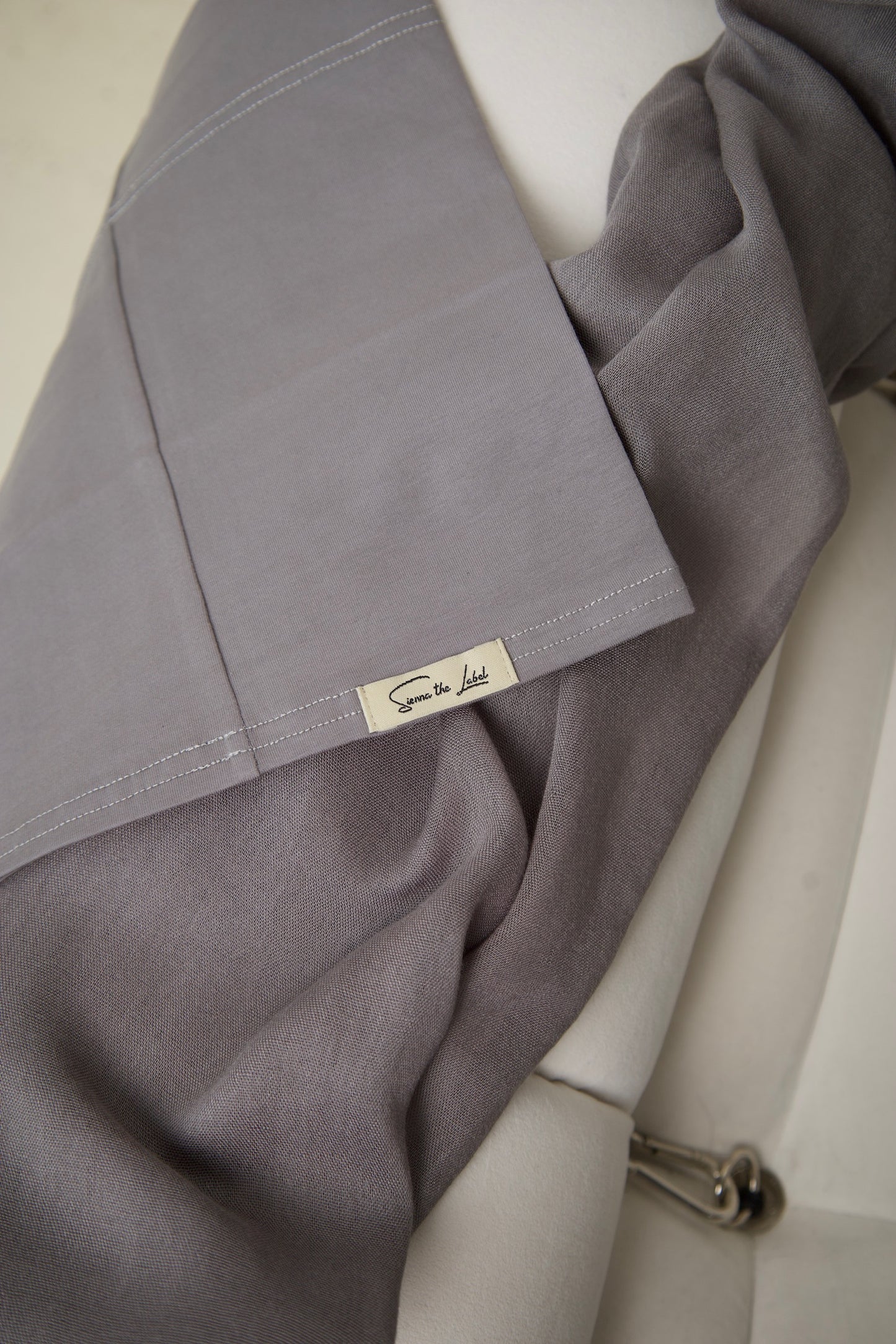 Grey Cap