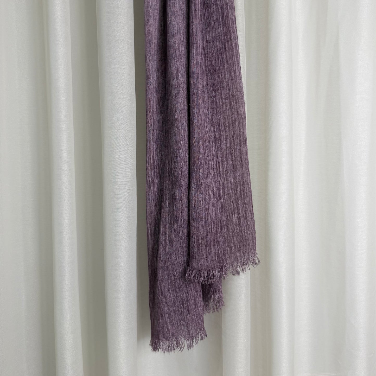 Lilac crinkle hijab